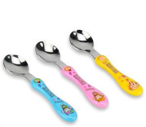 <span class=keywords><strong>Set</strong></span> di <span class=keywords><strong>Posate</strong></span> in <span class=keywords><strong>Plastica</strong></span> Stampata per Bambini, Ciotole e <span class=keywords><strong>Posate</strong></span> per Bambini 18/10 - Product Image 2