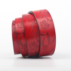 Groothandel Vrouwen Echt Lederen Retro Riemen Nationale Stijl Bloemvormige Holle Gesp Koeienhuid Dames Fancy Riem - Product Image 3