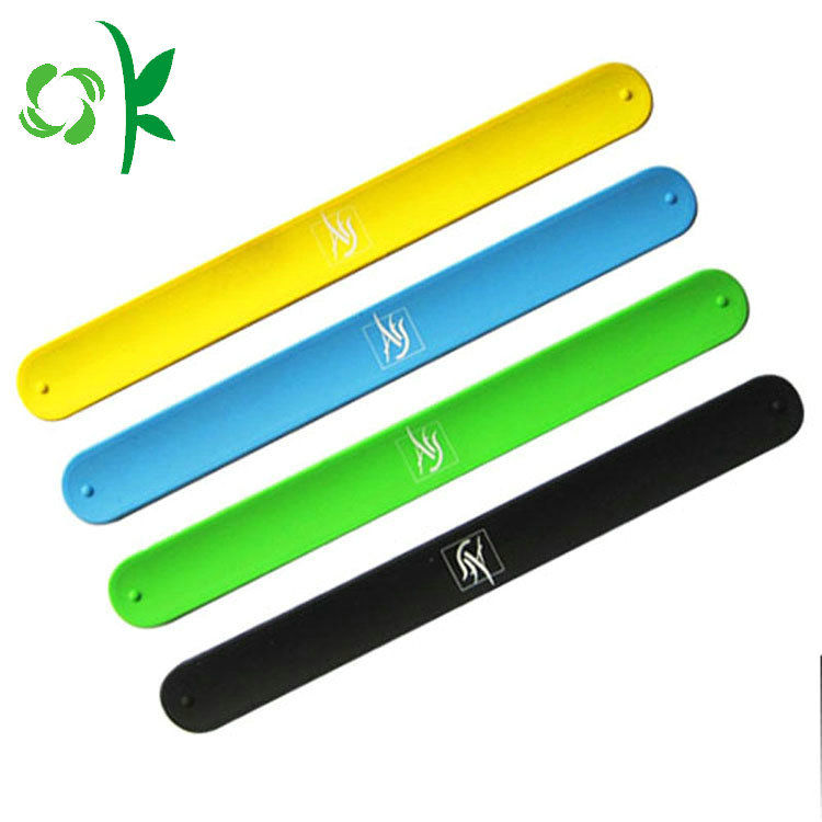 Importé Chinois Marchandises Multi-couleur Bas Prix Portable Silicone Slap Bande