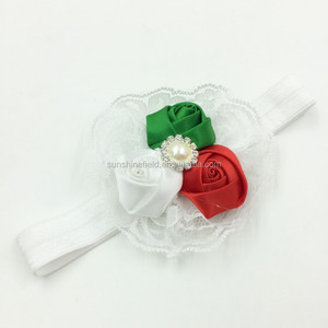 Triple Satin Rosette Bandeau Correspondant Étincelles Strass dans le Center Bébé Bandeau FOE Bandeau - Product Image 3