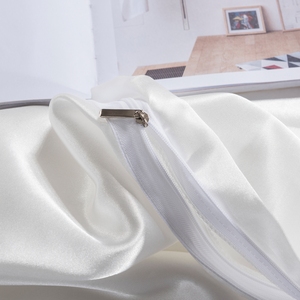 3 mảnh Duvet cover <span class=keywords><strong>Set</strong></span> (1 Duvet cover + 2 gối shams) satin lụa sang trọng siêu mềm microfiber <span class=keywords><strong>bedding</strong></span> Bộ sưu tập - Product Image 3