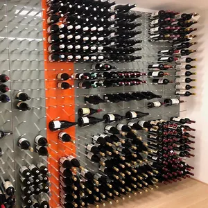 Kommerzielles gebrauchtes Wand-Wein regal aus Metall vom Boden bis zur Decke mit Sprüh beschichtung und Beschichtung