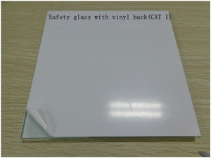 Porte coulissante de placard avec miroir et film de protection CAT I intégré - Product Image 4