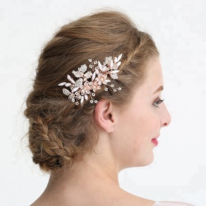 Vintage oro rosa di cristallo <span class=keywords><strong>per</strong></span> capelli da sposa pettini <span class=keywords><strong>per</strong></span> capelli di perle <span class=keywords><strong>accessori</strong></span> <span class=keywords><strong>per</strong></span> <span class=keywords><strong>damigelle</strong></span> e abito da sposa da donna - Product Image 4