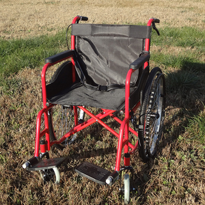Equipos de rehabilitación recubrimiento asiento elevador <span class=keywords><strong>silla</strong></span> de <span class=keywords><strong>ruedas</strong></span> para adultos - Product Image 2