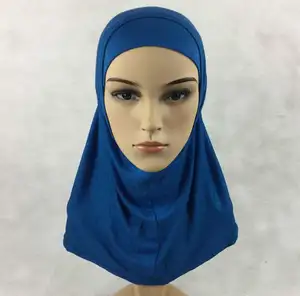 Grosir kaus katun jilbab Muslim dua potong klasik Hijab polos Amira untuk anak-anak 10 layanan OEM syal bayi perempuan Muslim pendek