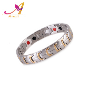 Los hombres más nuevos de <span class=keywords><strong>las</strong></span> mujeres negro y oro rosa plateado de acero inoxidable joyería de energía salud pulsera magnética - Product Image 6