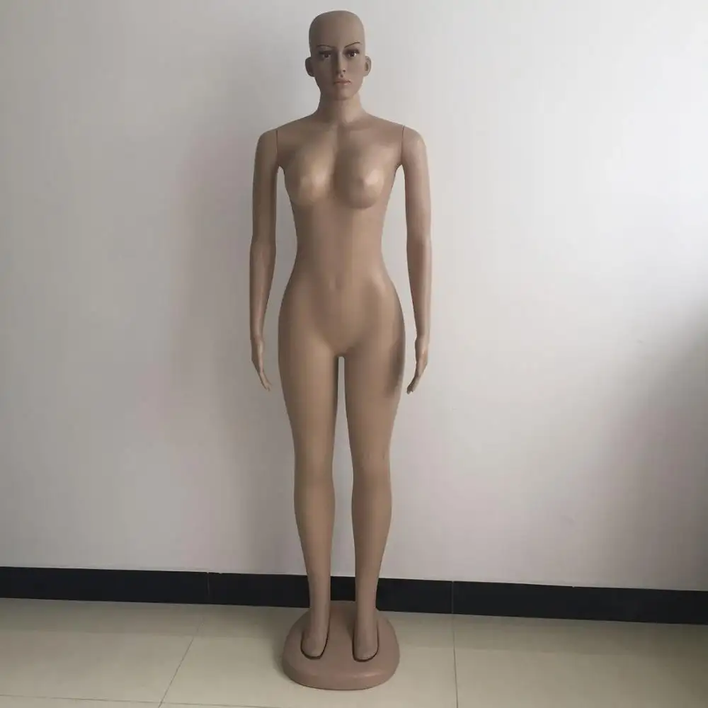 Grote Borsten Vrouwelijke Mannequins Met Arm En Hoofd