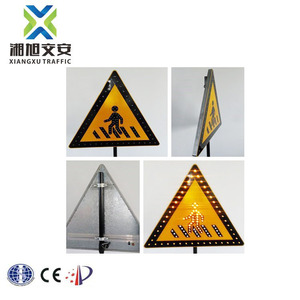 An Toàn Đường Bộ Nhôm Năng Lượng Mặt Trời <span class=keywords><strong>Led</strong></span> Tín Hiệu Giao Thông Cho Người Đi Bộ Qua Dấu Hiệu - Product Image 6