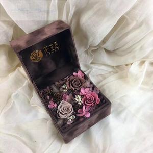 Hadiah Hari Valentine untuk Pacar, Kepala Mawar Abadi Bunga Yang Diawetkan Dalam Kotak Hadiah