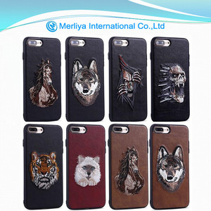 <span class=keywords><strong>Funda</strong></span> para <span class=keywords><strong>iPhone</strong></span> <span class=keywords><strong>7</strong></span> con Bordado de Animales Cosidos - Product Image 2