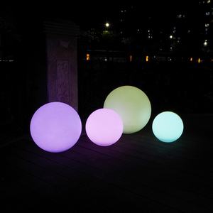 Lampada a Sfera LED <span class=keywords><strong>da</strong></span> 20cm per Esterni con <span class=keywords><strong>Energia</strong></span> <span class=keywords><strong>Solare</strong></span>, Impermeabile IP68, Luce Bianca Calda, Corpo in Plastica, Potenza 5W - Product Image 4