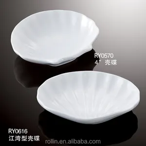 Chaozhou produttore di piatti in ceramica piatti in porcellana a forma di ventaglio piatto per snack piatto per capesante stoviglie per ristoranti