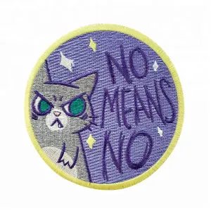 猫柄の丸い形のカスタマイズされた漫画の刺Embroideryパッチ