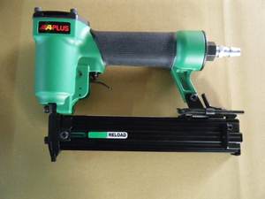 APLUS F18/32, cloueur pneumatique à clous de 18 GA, longueur de 10 à 32 mm - Product Image 2