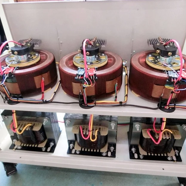 2 года гарантии 380v/400v/440v 3 фазы avr ac Серводвигатель Автоматический стабилизатор напряжения 40kva