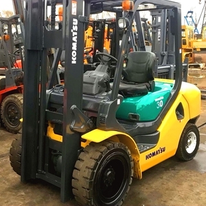 Offre Spéciale chariot élévateur Komatsu FD30 d'occasion - Product Image 1