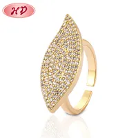 Neues Design Damen Finger Goldringe Design Blattförmiger Diamantring