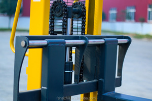 500 kg 1000kg 1500kg 2000kg 0,5 t 1 tonelada 2ton 1,5 ton 1,6 m 2m 3 m de mano hidráulico ascensor apilador Manual