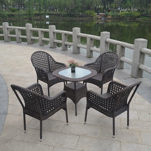 Set <span class=keywords><strong>da</strong></span> Pranzo <span class=keywords><strong>da</strong></span> <span class=keywords><strong>Giardino</strong></span> in Rattan Sintetico per Esterni, Tavolo e Sedie per 4 Persone in Offerta - Product Image 2