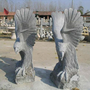 <span class=keywords><strong>Statue</strong></span> d'<span class=keywords><strong>aigle</strong></span> volant en <span class=keywords><strong>pierre</strong></span> de granit antique sculptée à la main de grande taille pour ornement de jardin - Product Image 1