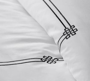 Platinum Egyptian Cotton Embroidered <strong>Bedding</strong> <strong>Set</strong> - Product Image 3