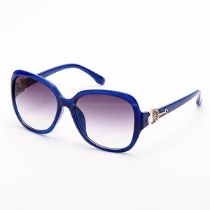 Alibaba italiano lunettes <span class=keywords><strong>de</strong></span> réalité virtuelle uv400 lunettes <span class=keywords><strong>de</strong></span> <span class=keywords><strong>soleil</strong></span> 6002 - Product Image 5