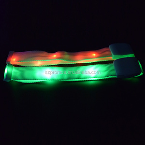 Bluetooth controllato LED vibrante braccialetto elegante Vintage moderno Design semplice caratteristica staccabile per bomboniere - Product Image 6