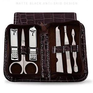 BE BEAUTY BBMK-5130 Trousse de Soins des Ongles pour <span class=keywords><strong>Homme</strong></span>, en Acier Inoxydable, pour Voyage et Cadeau, avec Étui en <span class=keywords><strong>Cuir</strong></span> de Haute Qualité - Product Image 4