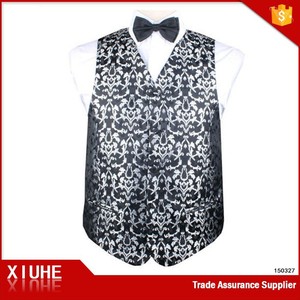 Gaun Formal Hitam dan Putih Motif Bunga Pria Setelan Rompi Sutra - Product Image 2