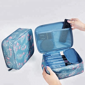 Estuche Organizador <span class=keywords><strong>de</strong></span> <span class=keywords><strong>Maquillaje</strong></span> <span class=keywords><strong>de</strong></span> Viaje Personalizado <span class=keywords><strong>de</strong></span> Poliéster con Cierre <span class=keywords><strong>de</strong></span> Cremallera <span class=keywords><strong>para</strong></span> Cosméticos, Brochas <span class=keywords><strong>de</strong></span> <span class=keywords><strong>Maquillaje</strong></span> y Artículos <span class=keywords><strong>de</strong></span> Aseo - Product Image 5