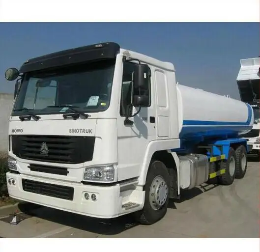 High品質低価格16m3 18m3 19m3 20m3 Sinotruk Howo 6 × 4水タンクトラック販売のため