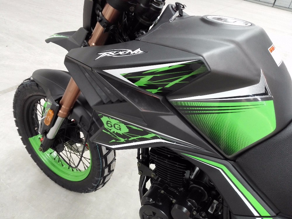 China Zongshen 250cc Dirt Bike with LED Lights - Reliable 4-Stroke