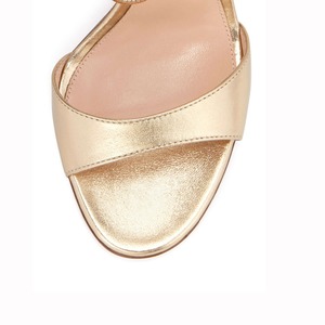 Estate nuovo modello all'ingrosso logo personalizzato in vera pelle <span class=keywords><strong>color</strong></span> <span class=keywords><strong>oro</strong></span> cinturino alla caviglia sottile <span class=keywords><strong>sandali</strong></span> da donna <span class=keywords><strong>con</strong></span> <span class=keywords><strong>tacco</strong></span> alto - Product Image 4