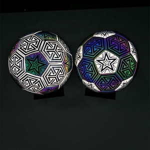 Ballon de football réfléchissant en pvc, boule scintillante, nouveau style, cadeau de noël - Product Image 5
