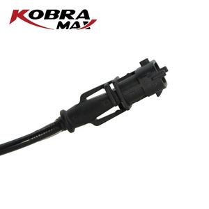 เซ็นเซอร์ตำแหน่งเพลาข้อเหวี่ยง KobraMax สำหรับ Audi Ford BMW 281002411 - Product Image 2