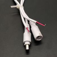 Pré-Design câble M12 avec moulage par injection, glet USB, pièces