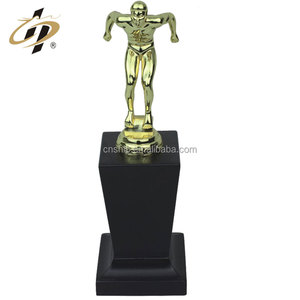 Fábrica de encargo del fútbol deporte trofeo de <span class=keywords><strong>la</strong></span> Copa con base de madera - Product Image 3