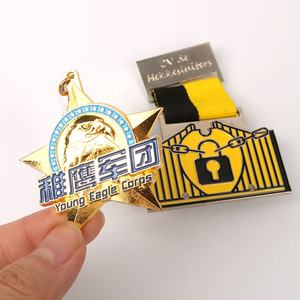 Medalla de Maratón con Logotipo Grabado en 3D, Personalizada con Etiqueta Brillante, Recortada y Plateada, para Regalos de Recuerdo - Product Image 3