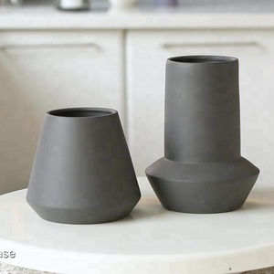 하이 퀄리티 도매 유약 매트 장식 세라믹 꽃병 빈티지 전통 간단한 도자기 꽃병 - Product Image 3