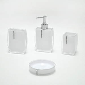 เพชรขอบนมสีขาวชุดอุปกรณ์ห้องน้ำ - Product Image 1