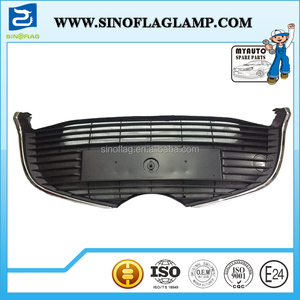 Nuova venuta griglia per <span class=keywords><strong>Toyota</strong></span> <span class=keywords><strong>yaris</strong></span> 2015. <span class=keywords><strong>Yaris</strong></span> griglia oem: 531020D030 531020D070 - Product Image 2