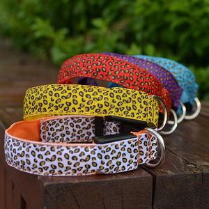 Collar LED para perro, diseño de leopardo, sexy, a la moda, recargable vía usb, 3 modelos, brillante, brillante - Product Image 5