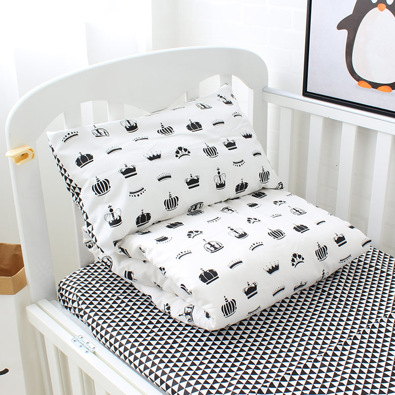 Plain crown pattern newborn babi girl boys sleep quilt pillow cover 3 piece crib bedding cot set for baby