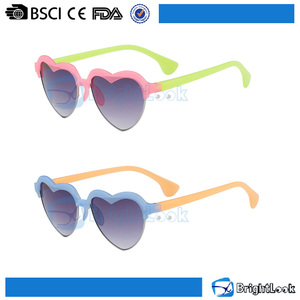 2016 dulces Novedad multi-colores de medio marco de metal chica gafas de sol - Product Image 1