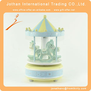 <span class=keywords><strong>la</strong></span> costumbre de <span class=keywords><strong>la</strong></span> canción de juguete de madera carrusel caja de música - Product Image 1