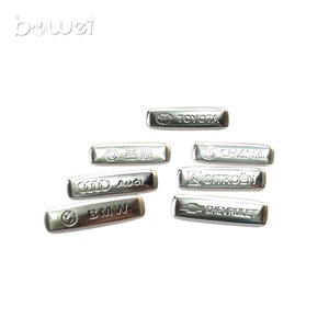 Emblema de metal de pie, insignias para automóviles - Product Image 1