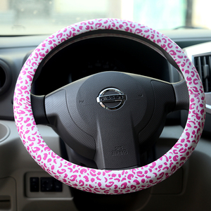 Vente chaude <span class=keywords><strong>de</strong></span> housses <span class=keywords><strong>de</strong></span> volant <span class=keywords><strong>de</strong></span> voiture en silicone meilleur <span class=keywords><strong>prix</strong></span> pour les modèles A5 A6 A3 A7 A1 fabriqués à partir <span class=keywords><strong>de</strong></span> caoutchouc durable - Product Image 6