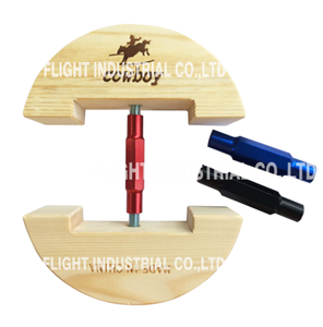 Verstellbarer Schwerlast-Cowboyhut-Strecker mit Drehklemme aus Hartholz und Metall, Kleine Größe 6 1/2\" 9 1/2\", Große Größe 7 1/2\" 10 5/8\", Schlicht - Product Image 2