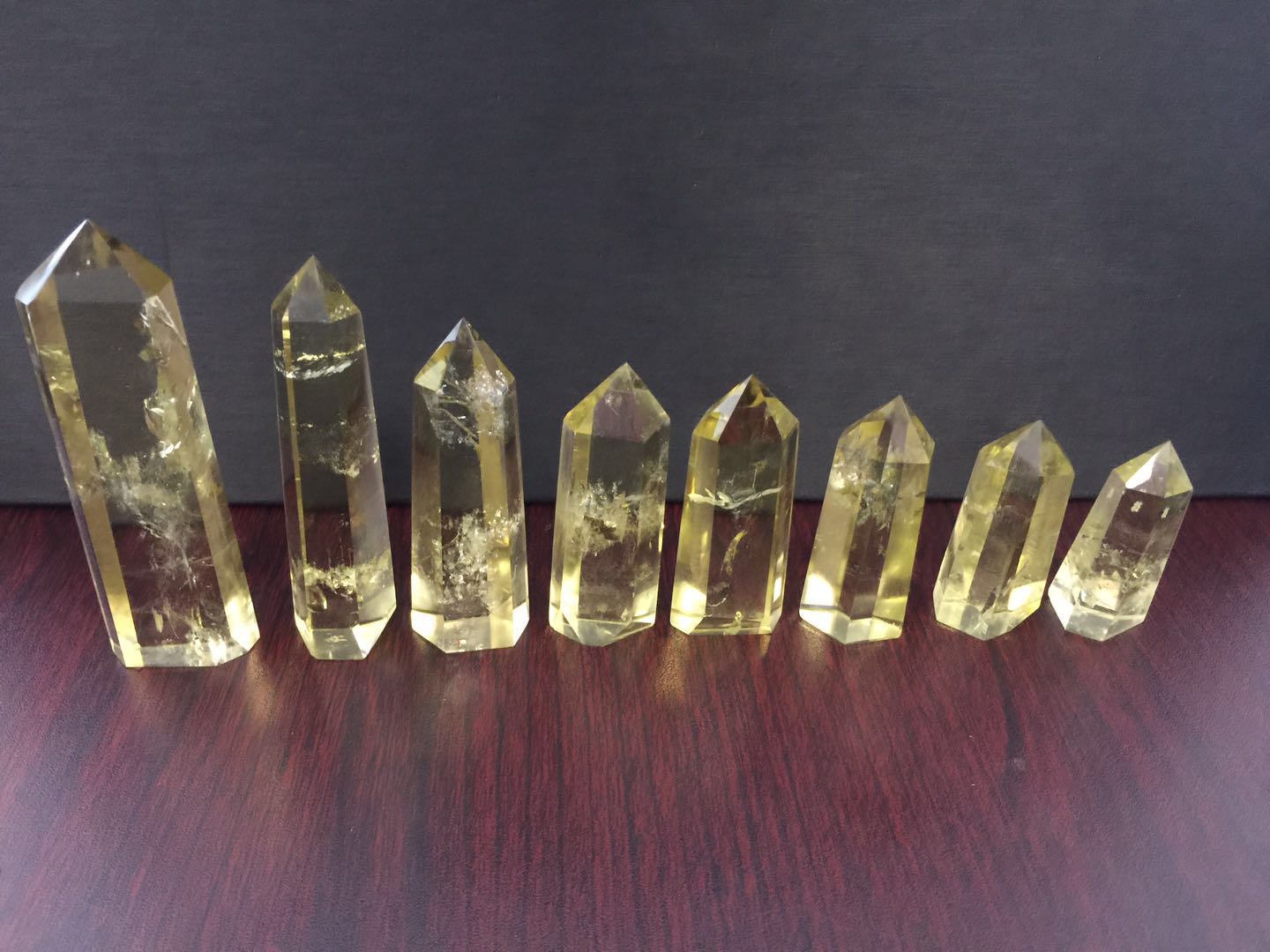 Yellow Melting Crystal Point